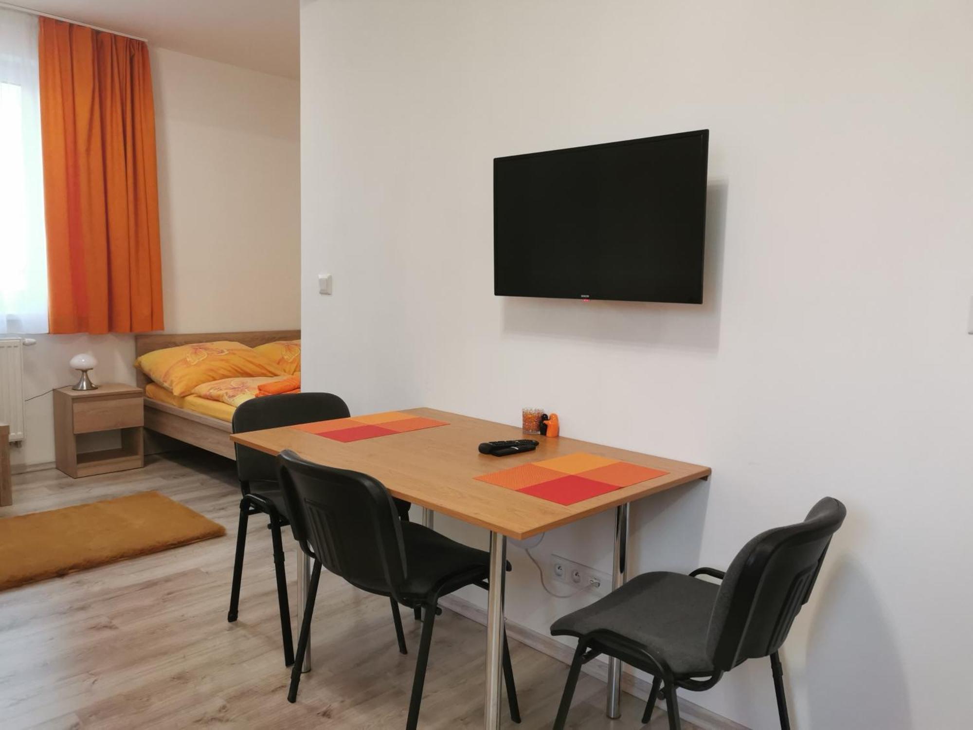 Comenius Apartments - Apartmany Na Rohu Svidnik Zimmer foto